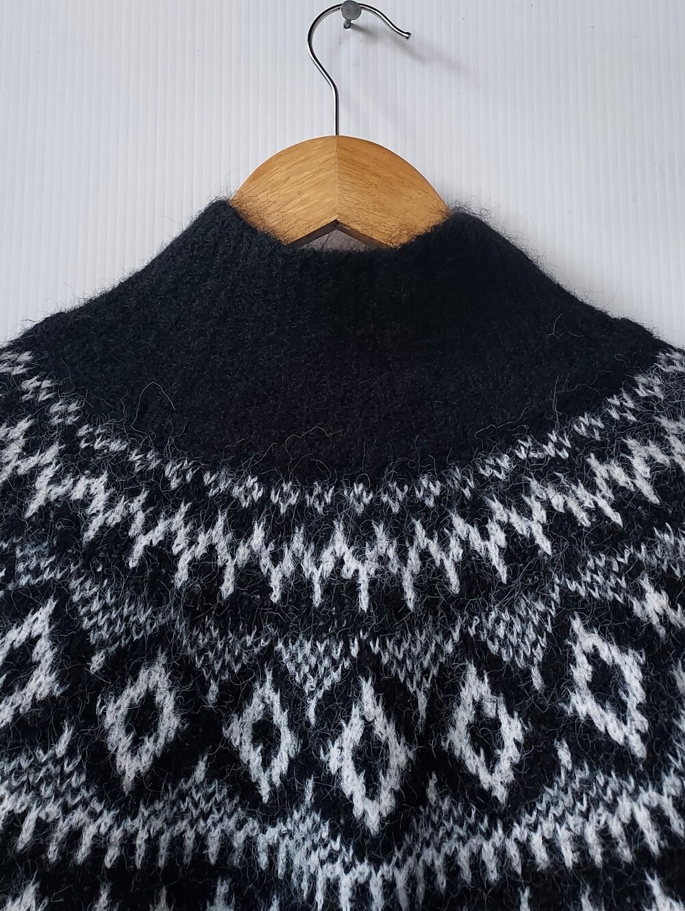 Gap Black Fair Isle Turtleneck Sweater Size Medium Relaxed Fit NEW NWT - Picture 7 of 11
